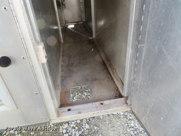 image for item DH0668 Deerskin Manufacturing 8 animal control bed