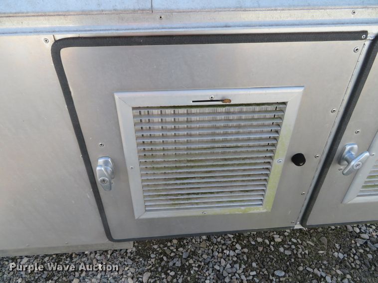 image for item DH0668 Deerskin Manufacturing 8 animal control bed