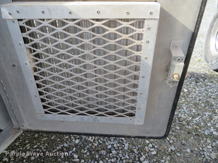 image for item DH0668 Deerskin Manufacturing 8 animal control bed