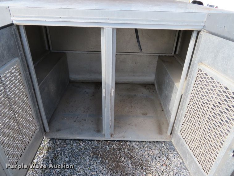 image for item DH0668 Deerskin Manufacturing 8 animal control bed