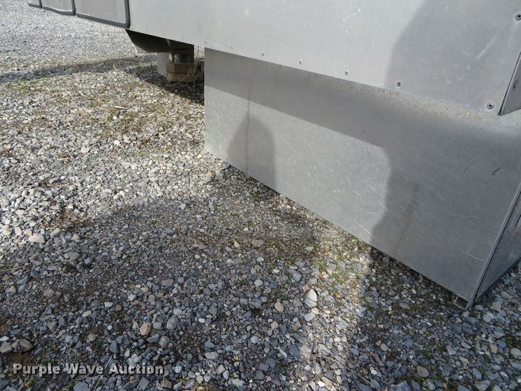 image for item DH0668 Deerskin Manufacturing 8 animal control bed