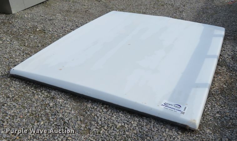 image for item DH0669 Sport Lid 94DG1B bed cover