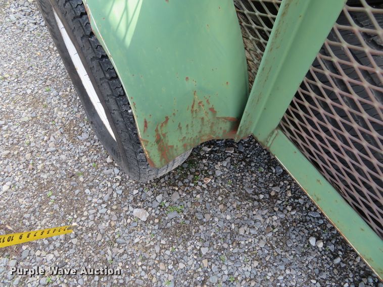 image for item DH0670 2002 Trailer Express 61/2-12 utility trailer