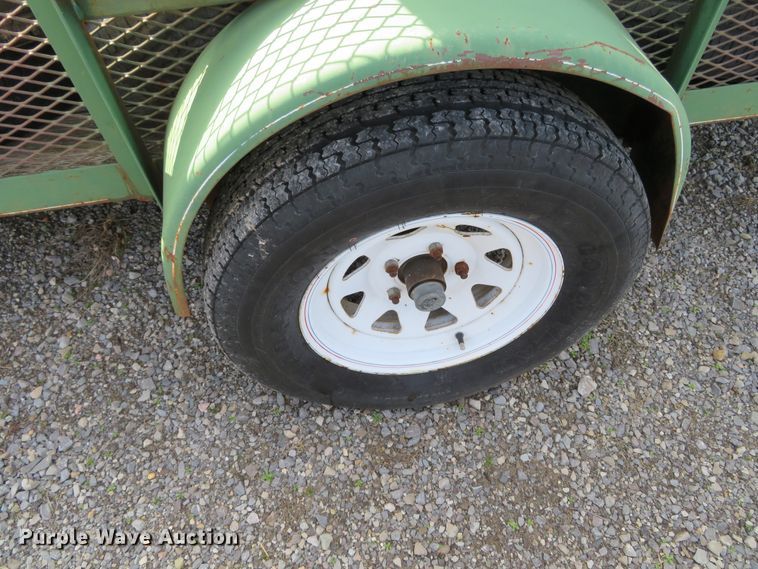 image for item DH0670 2002 Trailer Express 61/2-12 utility trailer