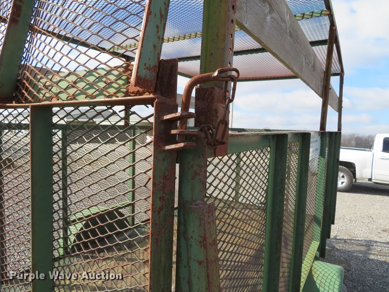 image for item DH0671 2001 Trailer Express 61/2-12 utility trailer