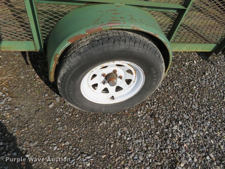 image for item DH0671 2001 Trailer Express 61/2-12 utility trailer