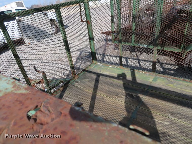 image for item DH0671 2001 Trailer Express 61/2-12 utility trailer