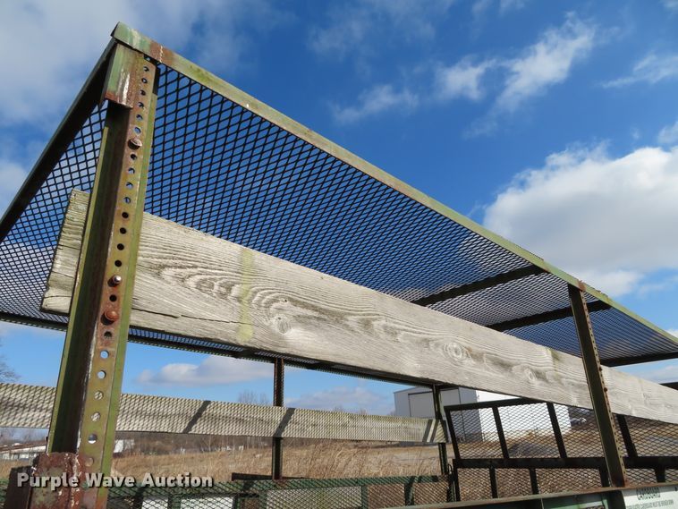 image for item DH0671 2001 Trailer Express 61/2-12 utility trailer