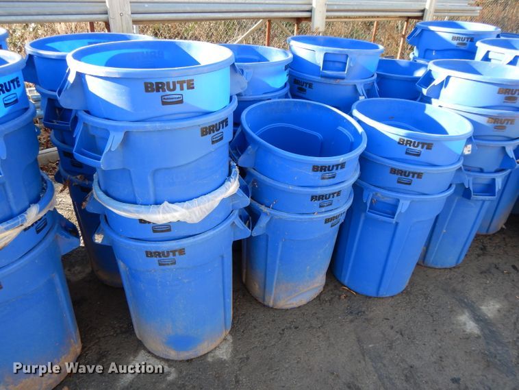 image for item DI8233 Approximately 75 Rubbermaid Brute trash cans