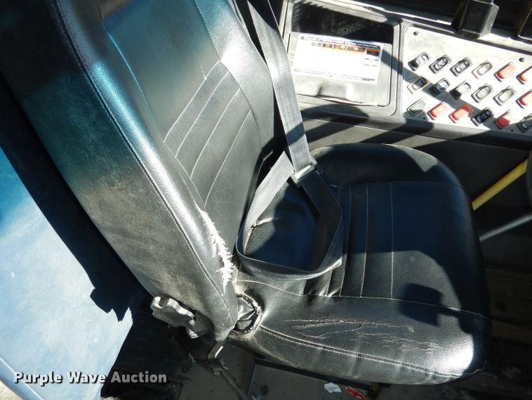 image for item DJ2788 2010 Thomas  school bus