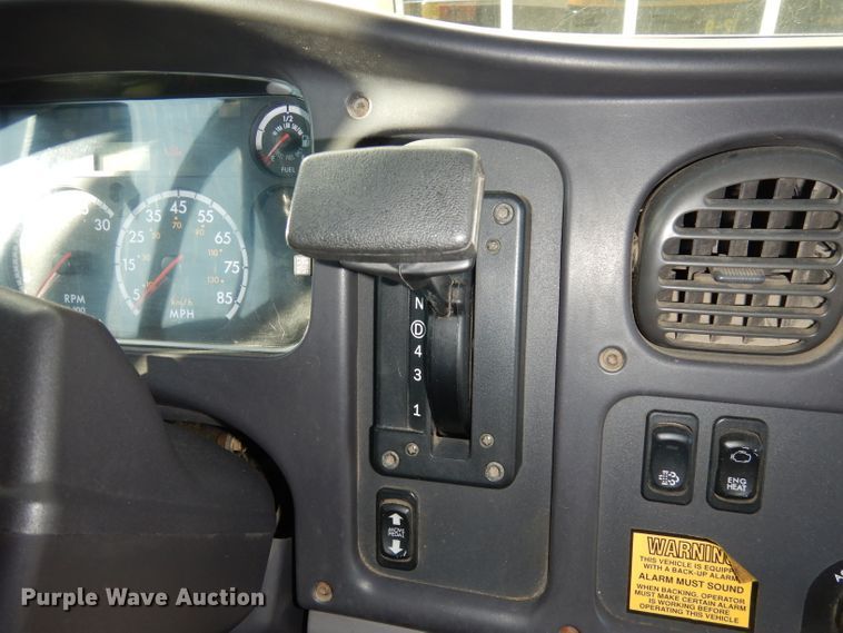 image for item DJ2813 2009 Thomas  school bus