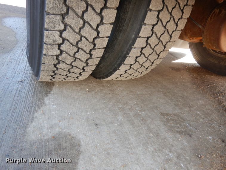 image for item DJ2813 2009 Thomas  school bus