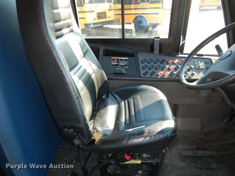 image for item DJ2814 2009 Thomas  school bus