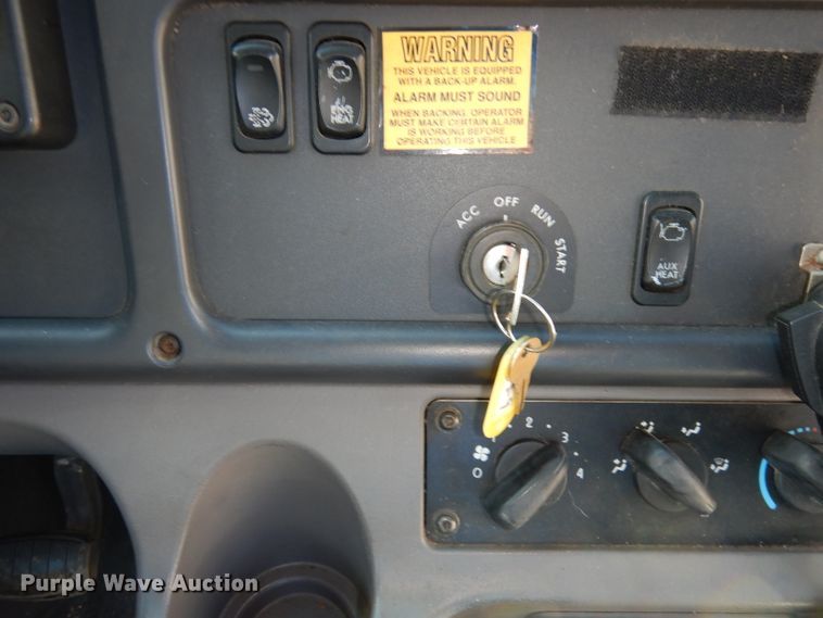 image for item DJ2814 2009 Thomas  school bus