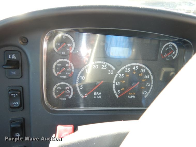 image for item DJ2814 2009 Thomas  school bus