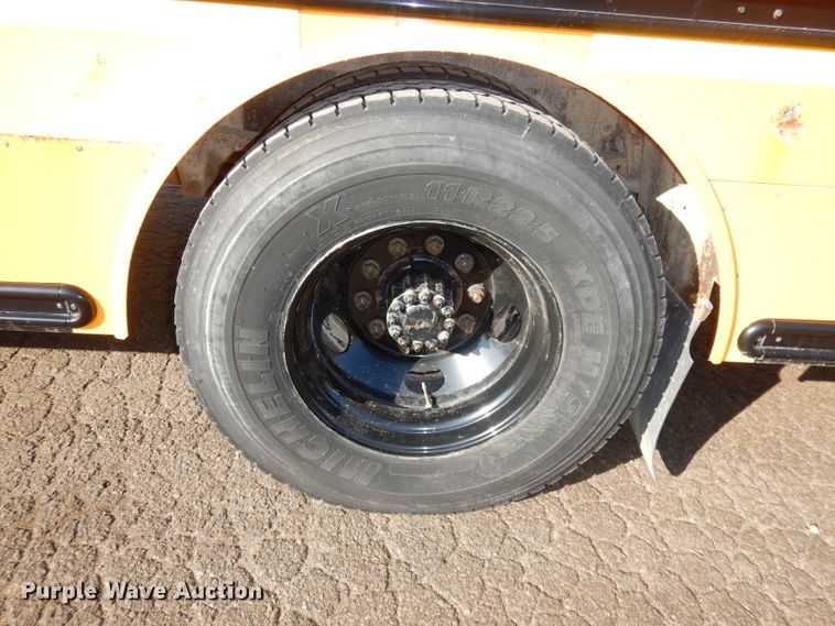 image for item DJ2814 2009 Thomas  school bus