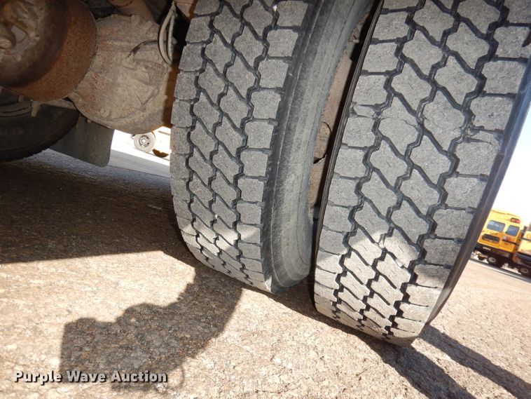 image for item DJ2814 2009 Thomas  school bus