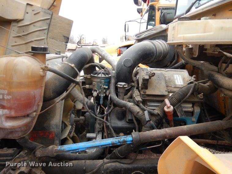 image for item DJ2815 2008 International CE200  school bus