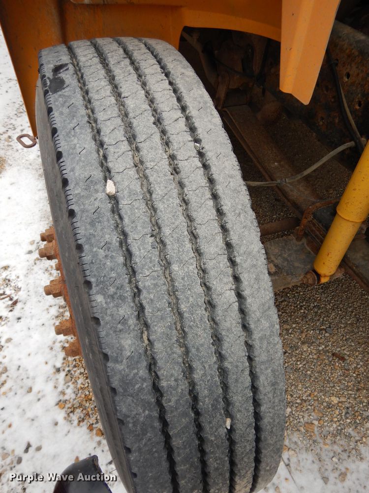 image for item DJ2815 2008 International CE200  school bus