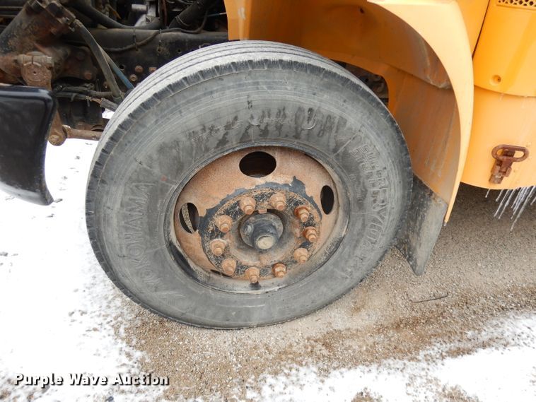 image for item DJ2815 2008 International CE200  school bus