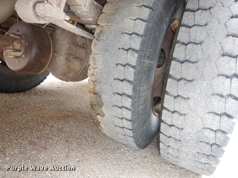 image for item DJ2815 2008 International CE200  school bus