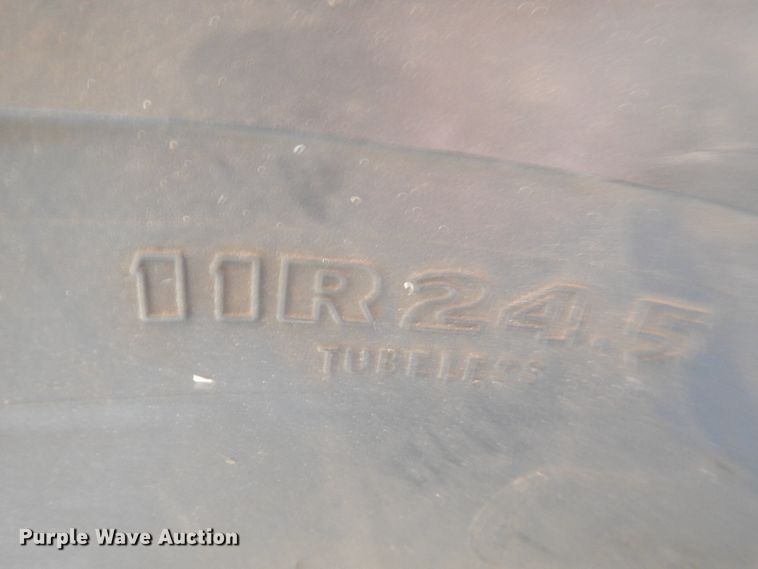 image for item DJ8598 Approximately 20 tires