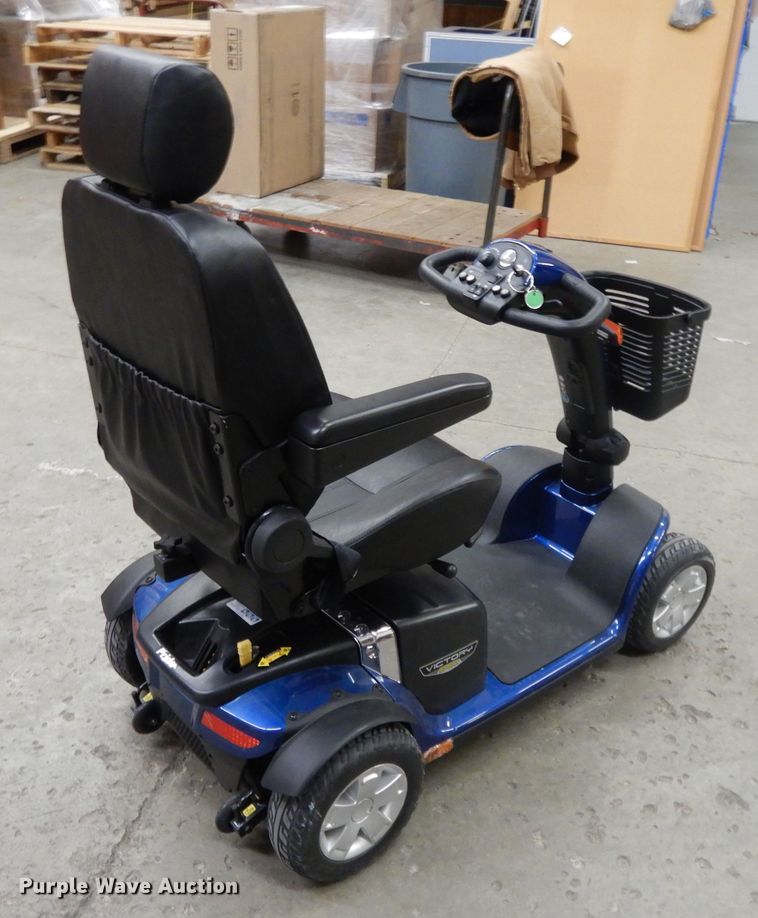 image for item DL2653 Pride Victory  scooter