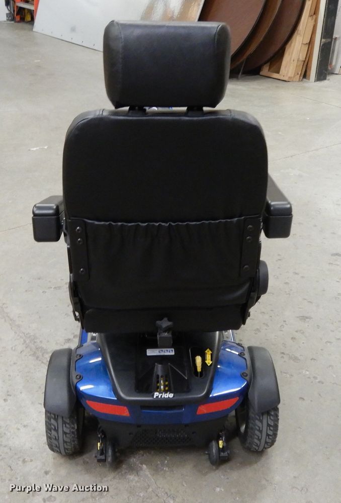 image for item DL2653 Pride Victory  scooter