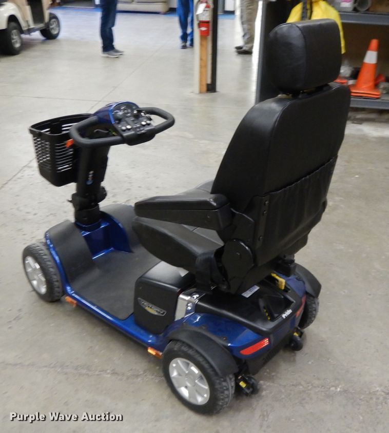 image for item DL2653 Pride Victory  scooter