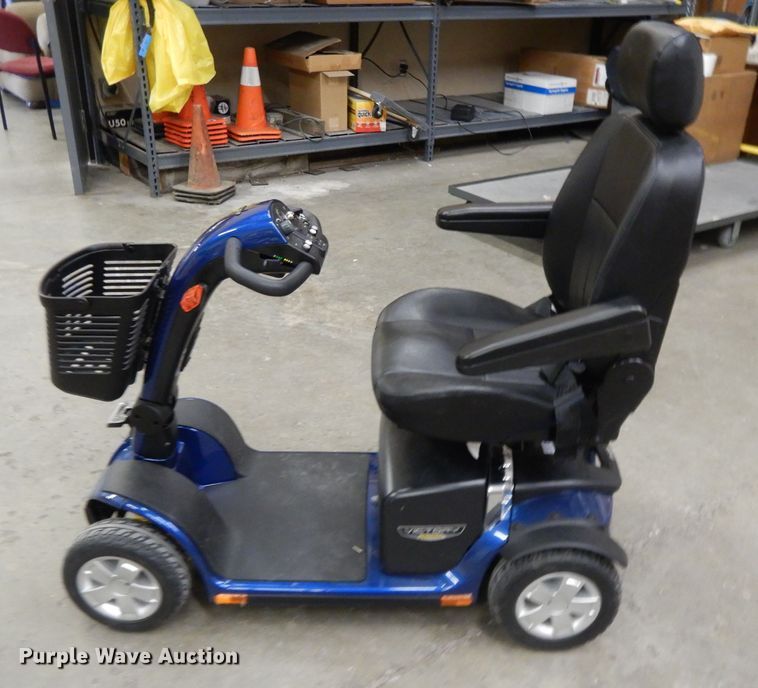 image for item DL2653 Pride Victory  scooter