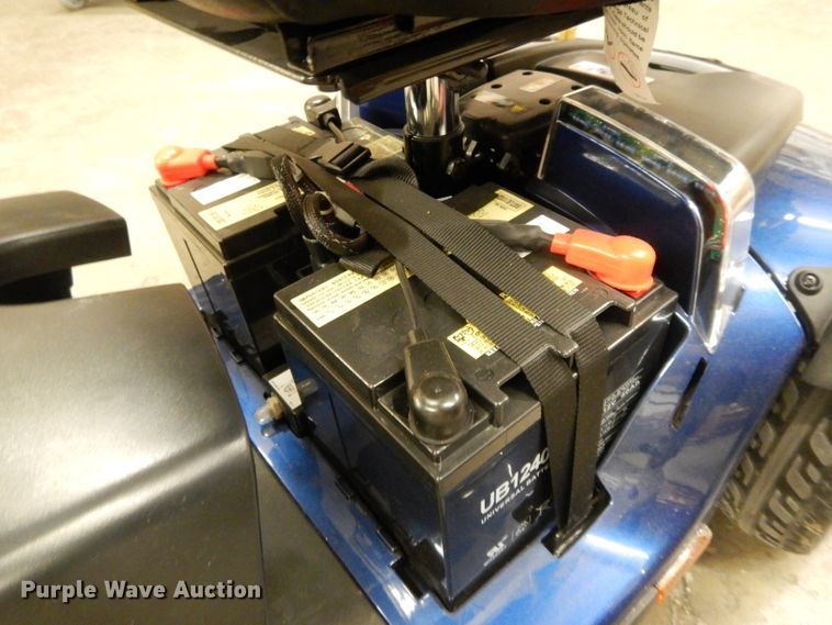 image for item DL2653 Pride Victory  scooter