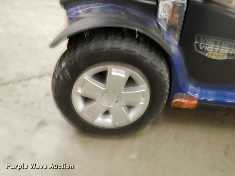 image for item DL2653 Pride Victory  scooter