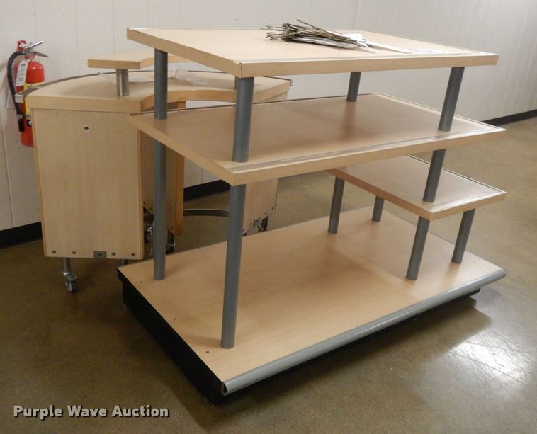 image for item DL2656 Display shelving