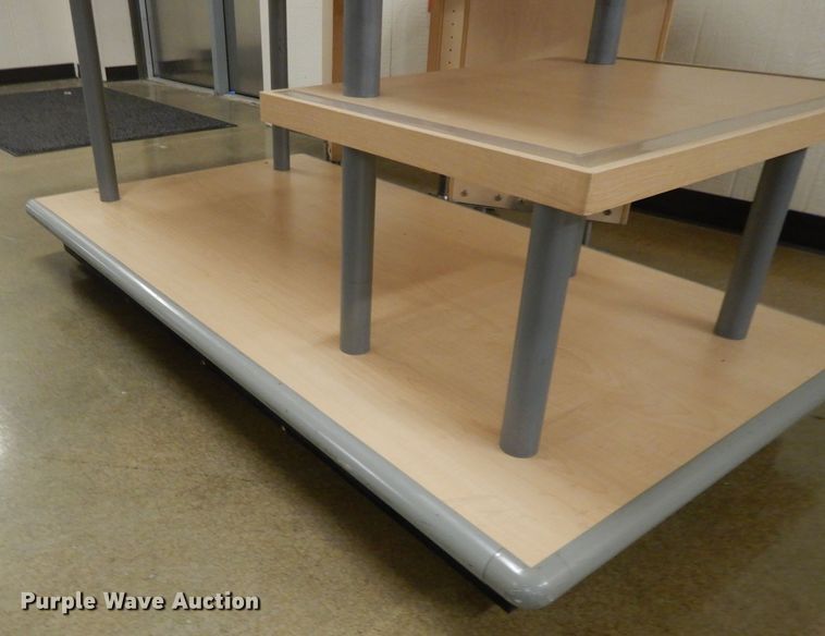 image for item DL2656 Display shelving