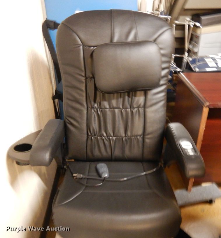 image for item DL2660 (3) Continuum Echo Vantage pedicure chairs