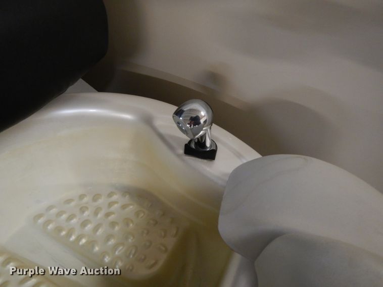 image for item DL2661 (2) Continuum Echo Vantage pedicure chairs