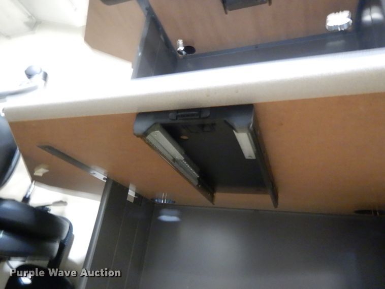 image for item DL2662 (2) computer desks