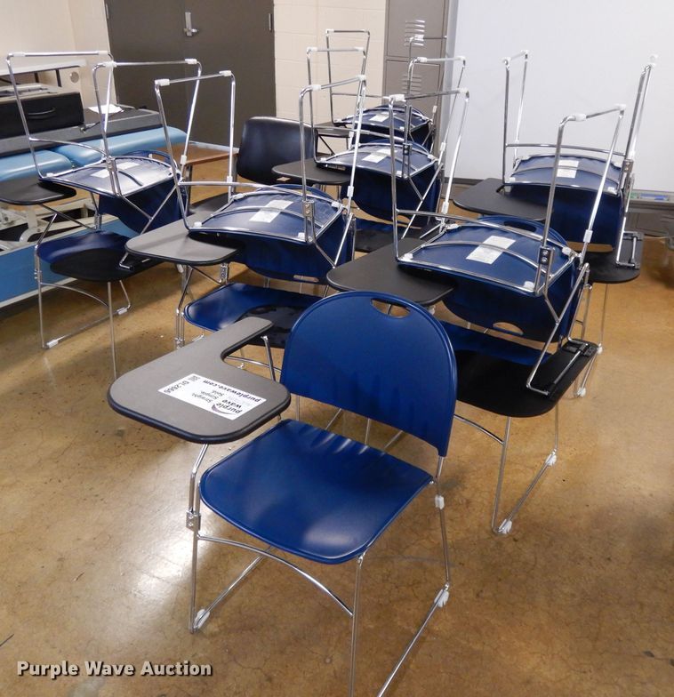 image for item DL2666 (19) student desks