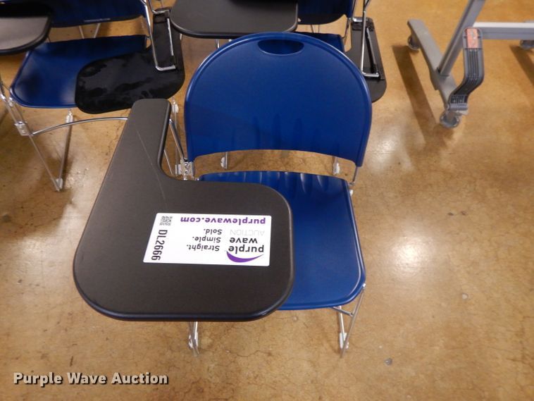 image for item DL2666 (19) student desks