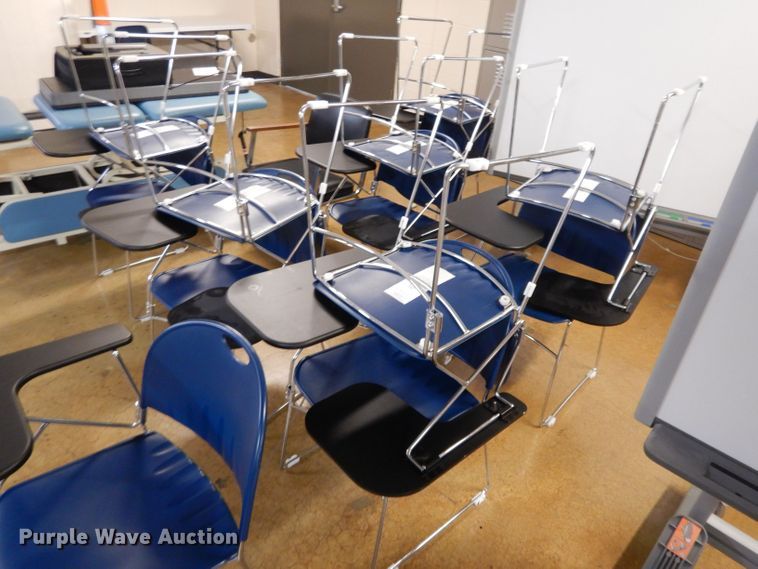 image for item DL2666 (19) student desks