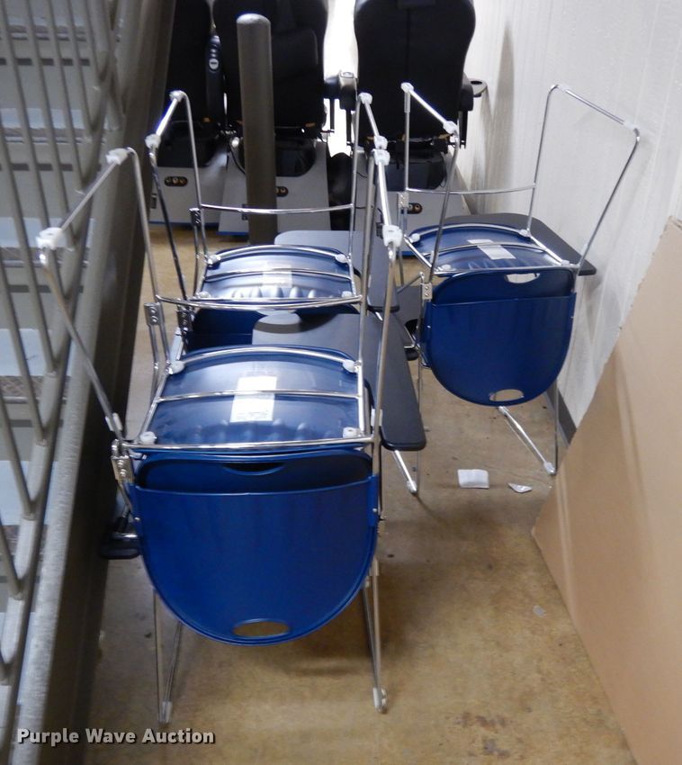 image for item DL2666 (19) student desks