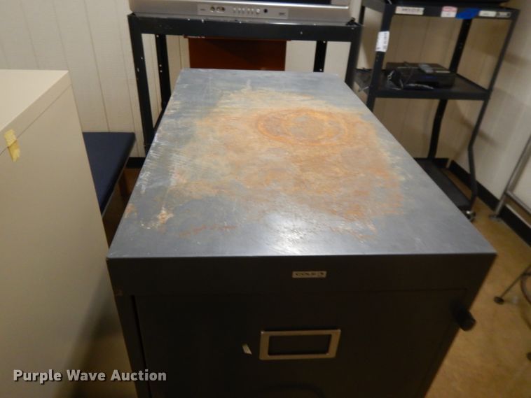 image for item DL2671 (2) four drawer filing cabinets