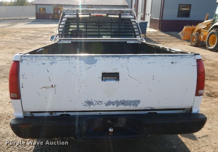 image for item DL2682 1996 GMC C1500  pickup truck