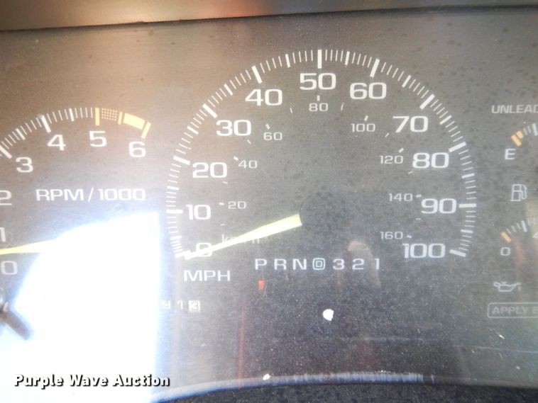 image for item DL2682 1996 GMC C1500  pickup truck