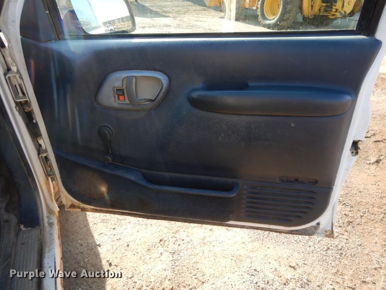 image for item DL2682 1996 GMC C1500  pickup truck