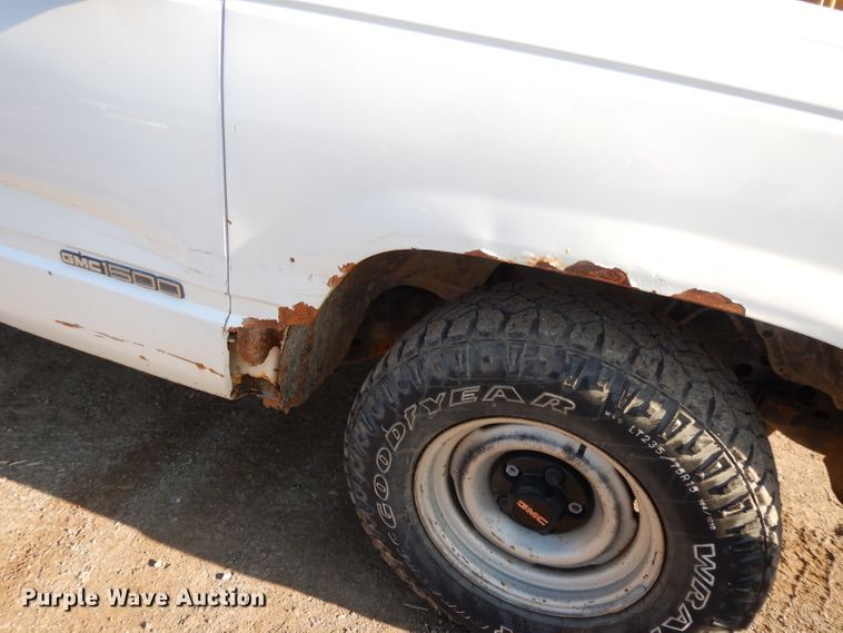 image for item DL2682 1996 GMC C1500  pickup truck