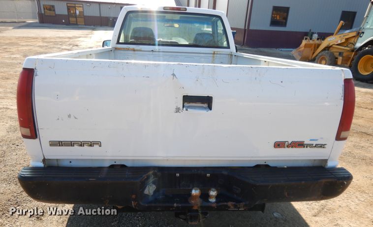 image for item DL2683 1996 GMC Sierra 1500  pickup truck