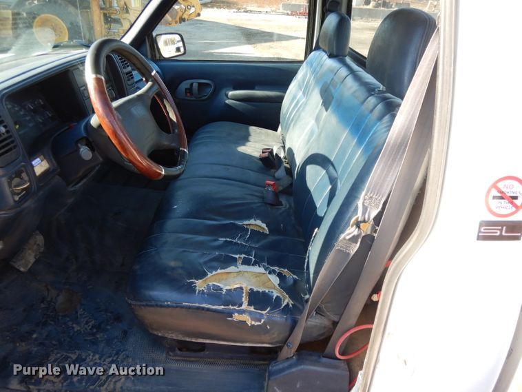 image for item DL2683 1996 GMC Sierra 1500  pickup truck