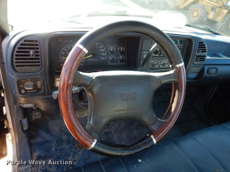 image for item DL2683 1996 GMC Sierra 1500  pickup truck