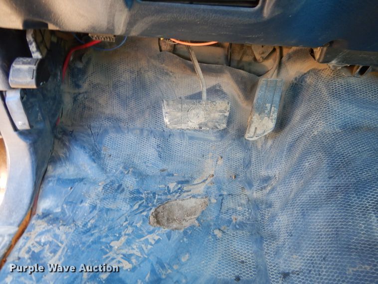 image for item DL2683 1996 GMC Sierra 1500  pickup truck